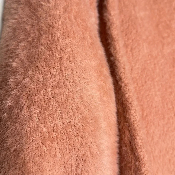 DRA Los Angeles | women’s pink fuzzy sweater | soft and cozy | size Small | NWOT - Picture 4 of 4